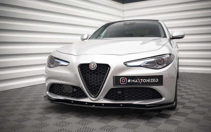 Alfa Romeo Giulia cena 113000 przebieg: 105000, rok produkcji 2018 z Byczyna małe 191